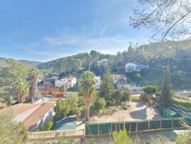 Parcela urbana en Canyelles