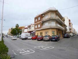 Unidad comercial en Torrevieja