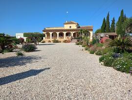 Villa en Jacarilla