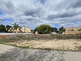 Parcela urbana edificable en Monserrat