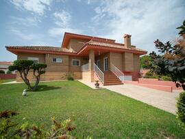 Villa en Chiva