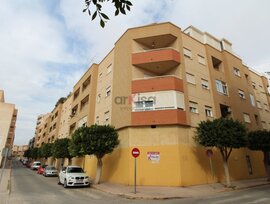 Unidad comercial en El Ejido