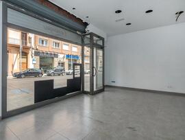 Unidad comercial en Manresa