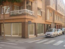 Unidad comercial en Badalona