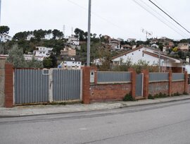 Parcela urbana en Cervello