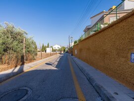 Parcela urbana edificable en Huetor Vega