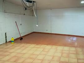 Unidad comercial en Monachil