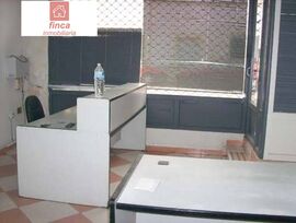 Unidad comercial en Montijo
