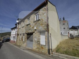 Casa en Fabero