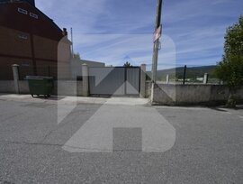 Parcela urbana edificable en Fabero