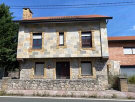 Villa en Escobedo De Camargo