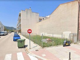Parcela urbana edificable en Oliva