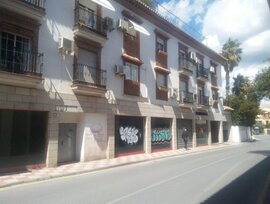 Unidad comercial en La Zubia