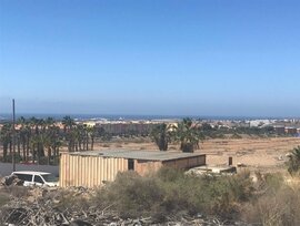 Parcela urbana en San Bartolome de Tirajana