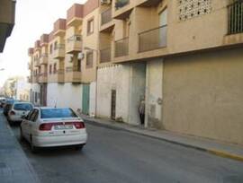 Unidad comercial en El Ejido