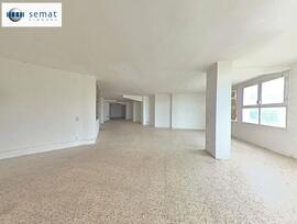 Unidad comercial en Cervera