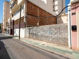 Parcela urbana edificable en Almeria
