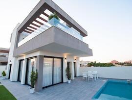 Villa en Los Montesinos