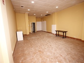 Unidad comercial en Alcala de Guadaira