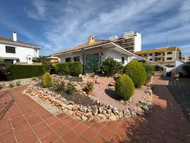 Villa en El Puig de Santa Maria