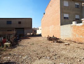 Parcela urbana edificable en Turis