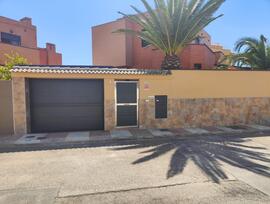 Villa en Roquetas de Mar