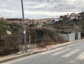 Parcela urbana en Jun