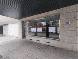 Unidad comercial en Cisterniga