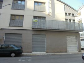 Unidad comercial en Oliva