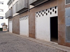 Unidad comercial en Oliva
