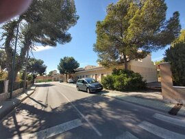 Hostal en Pinar de Campoverde