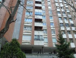 Unidad comercial en Pamplona - Iruña