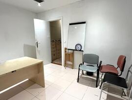 Unidad comercial en Pamplona - Iruña