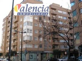 Unidad comercial en Valencia