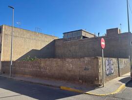 Parcela urbana edificable en Pechina