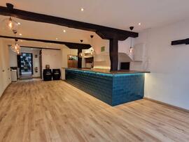 Unidad comercial en Santander