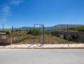 Parcela urbana edificable en Otura