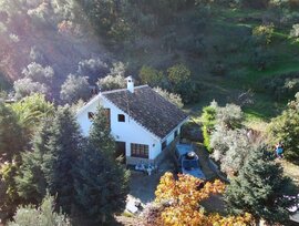 Casa de campo en Yunquera