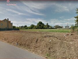Parcela urbana en Oleiros