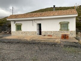 Cortijo en Senes