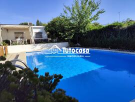 Villa en Dos Hermanas