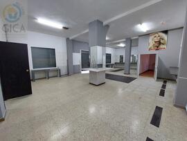 Unidad comercial en Algeciras