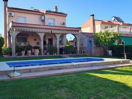 Villa en Palomares del Rio