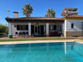 Villa en Bollullos de la Mitacion