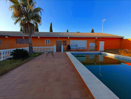 Casa de campo en Lliria