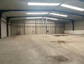 Nave en Torremolinos