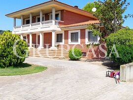 Villa en Alpicat