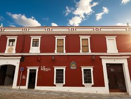Edificio en Fernan - Nuñez