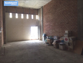 Unidad comercial en Tomares