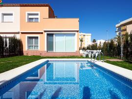 Casa adosada en Oliva